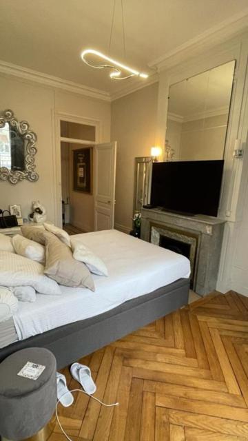 Belges Apartment